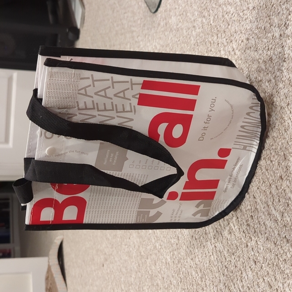 Small Lululemon Reusable Bag - Picture 4 of 5